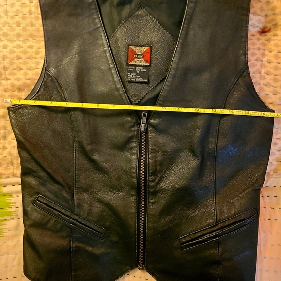 Leather Vest - Picture 5 of 7